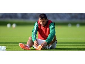 Bursaspor'da Ozan İpek'in Mr'ı Çekildi