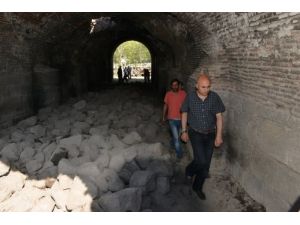 Tarihi İstanbulkapı'nın Restorasyonuna Başlandı