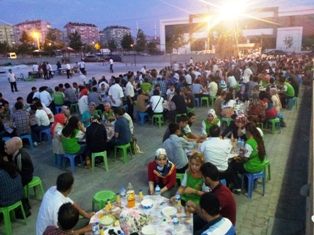 Çelikkayalar ailesi iftarda buluştu