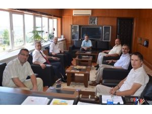 Searged’den Sinop Üniversitesi Rektörü Prof. Bircan'a Plaket