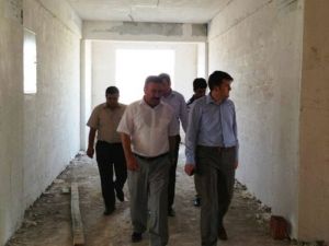 Kaymakam Koca, Yeni Okulları İnceledi