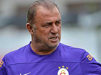 Galatasaray sol bek bombasını patlatıyor