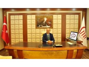 Siirt Valisi Ahmet Aydın, Gazecilerin Bayramını Kutladı