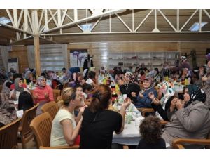 Sincanlı Hanımlara Birlik İftarı