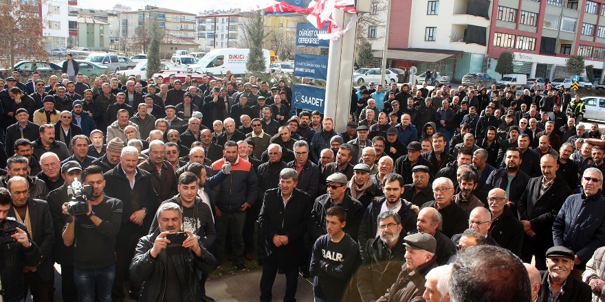 Saadet'ten miting gibi SKM açılışı