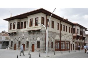 Karaman'da Taş Bina'nın Onarımı Tamamlandı