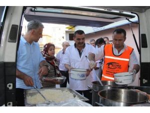 İlkadım'da Sıcak Yemek Servisi