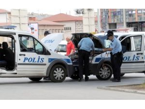 Polisin Yardımına Yine Polis Yetişti