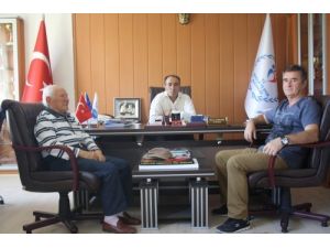 Eski Teknik Direktör Aydınlıkoğlu, Niğde Gençlik İl Müdürü'nü Ziyaret Etti