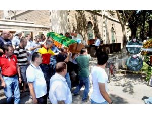 Minik Ata'nın Ölümü Balıkesir'i Yasa Boğdu