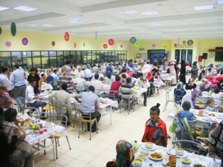 Gençlik, geleneksel iftarda buluştu