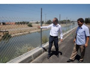 Dsi’ye Ait Su Kanalının Etrafı Tel Örgülerle Çevrildi