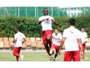 Eskişehirspor, Günün İlk İdmanında Yenileme Çalışması Yaptı