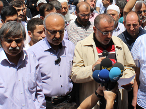 Sisi’ye lanet yağdı
