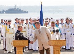 Ukrayna Ve Rusya, Deniz Kuvvetleri Gününü Birlikte Kutladı