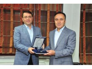 Vali Altıparmak, Tayini Çıkan Kaymakamlara Veda Yemeği Verdi