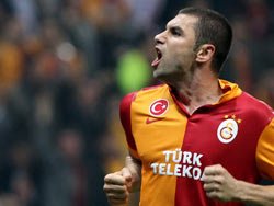 Burak Yılmaz dünyanın en iyi 20 futbolcusu arasında