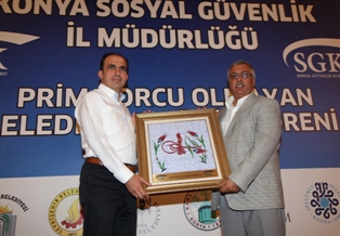 Prim borcu olmayan Selçuklu’ya ödül