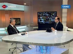 Bülent Arınç: Başbakan'la farkı üsluplarımız var ama..