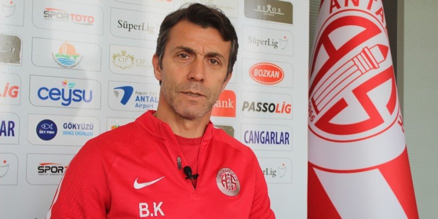 Bülent Korkmaz: "Sivasspor maçı zor geçecek"