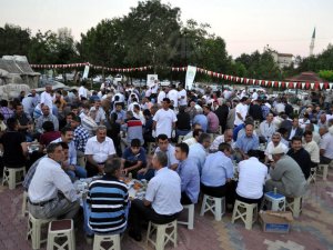 Kadınhanılılar iftarda buluştu