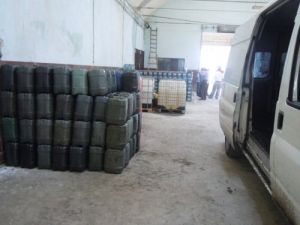 Uşak’ta Kaçak Sigara Ve Akaryakıt Operasyonları