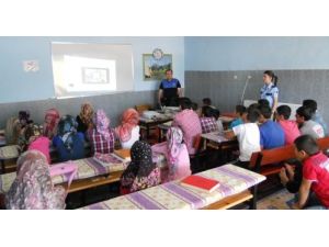 Kurs Öğrencilerine İnternetin Zararları Anlatıldı