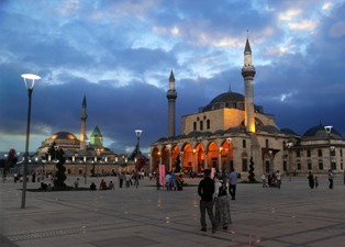 664 kişiye bir cami düşüyor