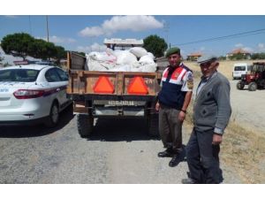 Jandarma, Traktör Sürücülerine Ceza Yerine Reflektör Verdi