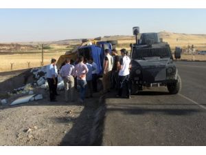 Cizre’de Maden Suyu Dolusu Tır Kaza Yaptı