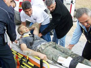 İnşaat çöktü: 3 yaralı