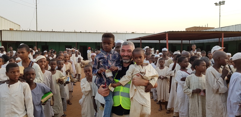 AYDER Sudan’da yardım dağıttı