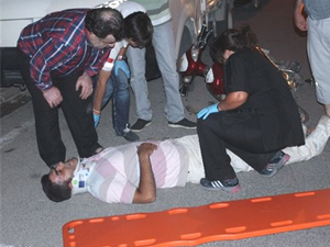 Aracın Kapısını Açınca Bisiklet Sürücüsü Kaza Yaptı