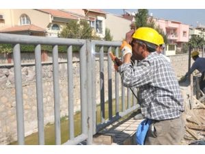 Urla İlçesinin Dereleri Islah Ediliyor