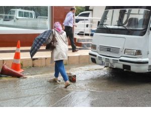 Kocaeli'nde Sağanak Yağış