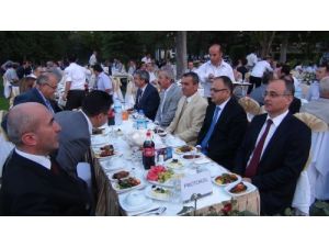 Gazi Üniversitesi’nde İlk İftarı Alevi-bektaşiler Verdi