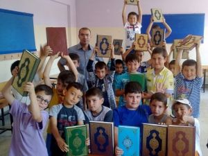 Yaz Okulunu Kur’an Okumayı Öğrenme Sevinciyle Kapattılar