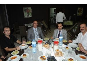 Diyalog Derneği, Spor Camiasını İftarda Buluşturdu