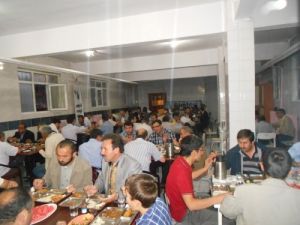 Kardeş Aileler İftarda Buluştu