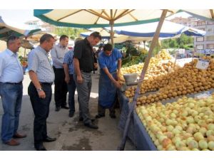 Zabıtadan Mamak Pazarlarına Sıkı Denetim