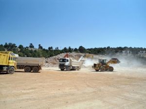 Seyyar Konkasörle Yollar Daha Kısa Sürede Ve Tasarruflu Yapılacak