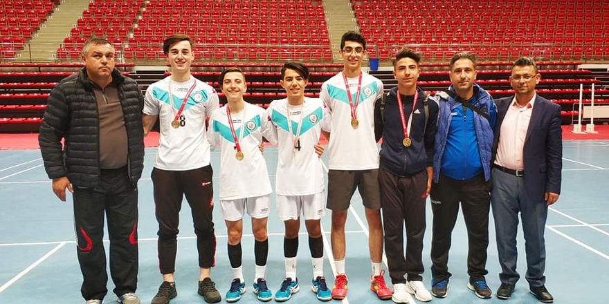 Konya Spor Lisesi Badminton Türkiye Finalleri’nde