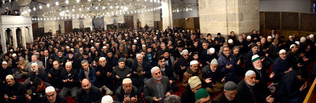 Sultan Selim Camii’nde şehitlerimize dua edildi