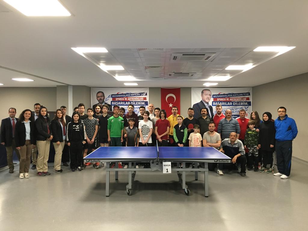Masa Tenisinde Çanakkale Şehitlerini Anma Turnuvası Yapıldı