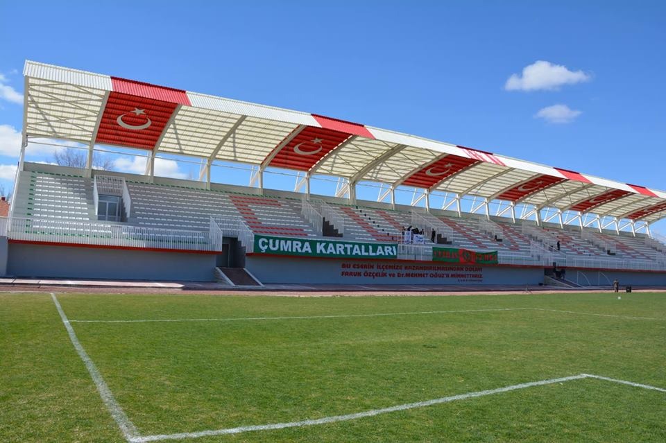 Çumra’nın yeni stadı açıldı
