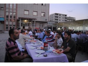 Yüksekova Polisi İftarda Halkla Buluştu