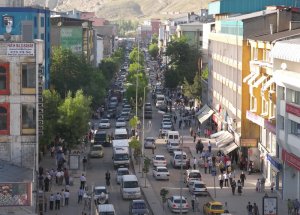 Van 30 santim Doğu'ya kaydı