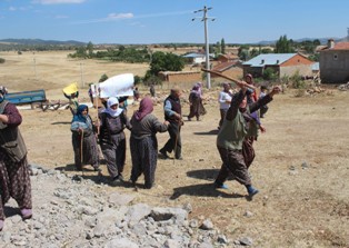 Köylülerden taş ocağı tepkisi