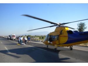 Kaza Yapan İşçiler Ambulans Helikopterle Hastaneye Yetiştirildi