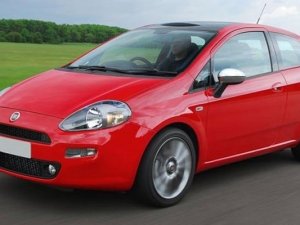 Fiat Punto yeni tasarım ve tasarrufuyla dikkat çekiyor